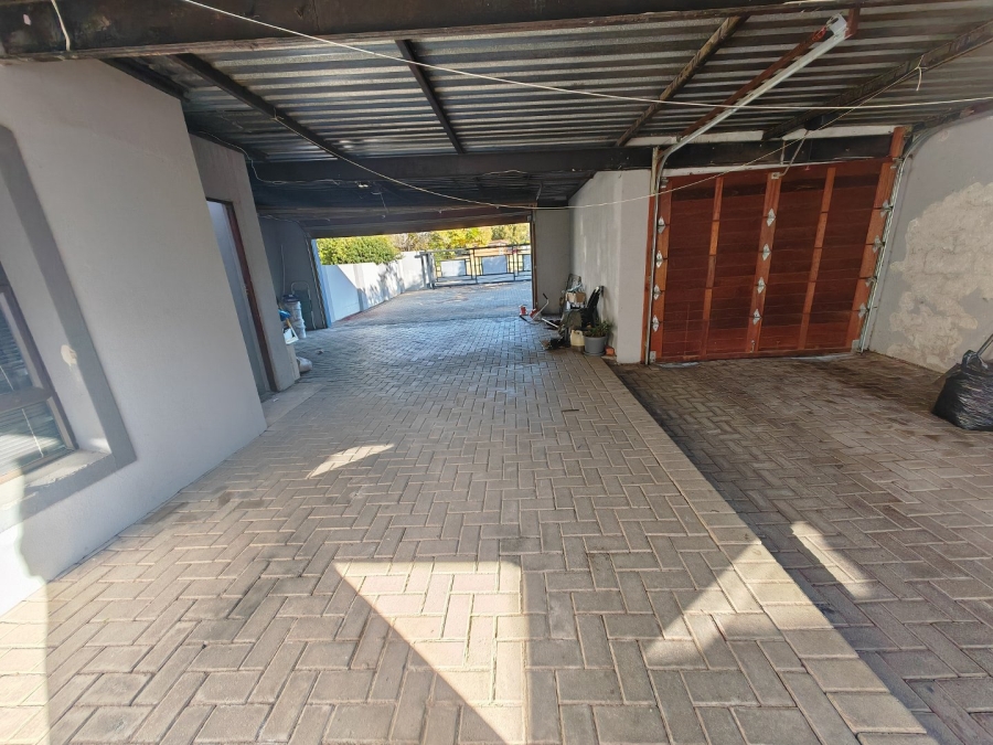4 Bedroom Property for Sale in Bayswater Free State